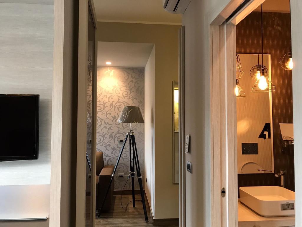 Del Gaudio Guesthouse Torre Melissa Exterior photo