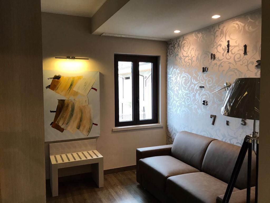 Del Gaudio Guesthouse Torre Melissa Exterior photo